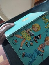 LOT OF 9 Vintage Children's Books See The Photos For The Variety Of Publication  picture