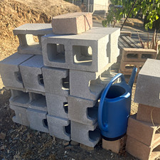 Concrete Hollow Cinder Blocks Gray/Red Fire & Frost Resistant EN 771-3 picture
