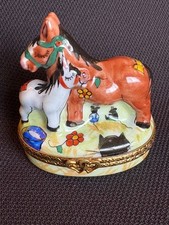 Limoges France Peint Main Mare and Foal Horse Box Barnyard Cat Mice Trinket picture