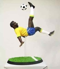 Kotobukiya Pele Statue Limited Edition 20th Century Soccer Legend picture
