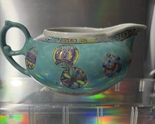 A Chinese Famille Rose Porcelain Tea Pitcher, Republic Period picture