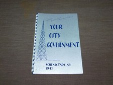 VINTAGE 1944 SCHENECTADY YOUR CITY GOVERNMENT 1943 BOOKLET picture