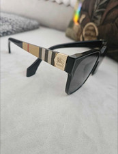 black burberry sunglasses unisex gold and black striped details on arms picture