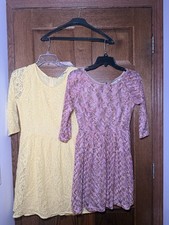 Forever 21 Women's M Yellow Lace Floral Fit & Flare Short Dress 3/4 Zip picture
