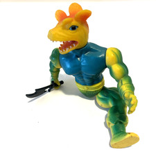 Vintage 1982 Remco Warrior Beasts Gecko Figure Black Axe Missing Leg Parts picture