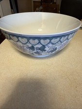 Vintage Late 20th Century Pink And Green Floral Chinoiserie Porcelain Bowl 9” picture