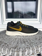 Nike Tanjun SE Women’s Low Top Mesh Sneakers Black/Gold/White AR1941 300 picture