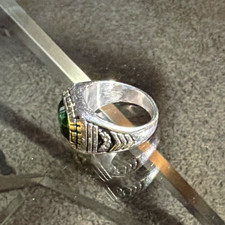 900 Silver Signet Band Ring Size 11.75 Bezel Set Green Rectangular Stone picture