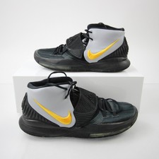 Nike Kyrie Basketball Shoe Men's Black Used 13 picture