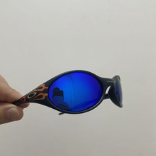 Retro Oakley Eye Jacket Red Fire Sunglasses Black Frames Blue Lenses Y2K picture