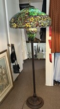 Vintage Exceptional Large Stained Glass Floor Lamp Excellent Pick Up picture