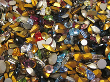 125 TINY SWAROVSKI MIXED SHAPES RHINESTONES CRYSTAL LOT VTG BAGUETTES NAVETTES + picture
