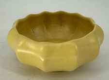 VTG  Haeger USA  Fluted Low profile Pottery Bowl Planter soft Yellow Buttercup picture