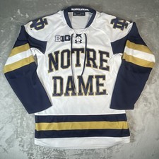 Under Armour Notre Dame Fighting Irish hockey jersey BIG 10  Men’s Small Replica picture