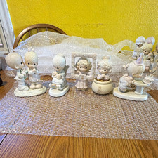 Pristine Enesco Precious Moments Porcelain Figurines Mixed Lot of 5 (1979-1994) picture