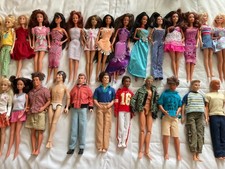 Vintage / mixed Barbie /ken lot, various dates, 32 picture