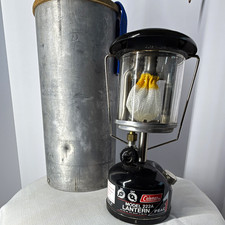 Vintage Coleman Peak 1 Model 222A Backpacking Lantern w/ Aluminum Carry Case picture