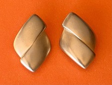 Vintage Erwin Pearl-Signed Gold Tone Estate Clip-On Earrings picture
