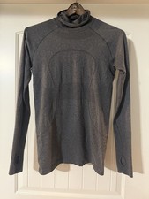 Lululemon Women's Run Swiftly Turtleneck Dark Gray Long Sleeve Workout Sz 10 picture