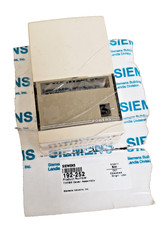 Siemens 192-252 Pneumatic Thermostat Cover picture