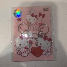 2 PCS HELLO KITTY SANRIO FRIENDSHIP GIFT HEART KEYCHAINS picture