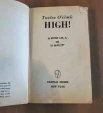 Twelve O'Clock High by Lay & Bartlett 1949 BANTAM Books 1st Print Paperback READ picture