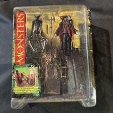 1997 McFarlane Monsters Series 1 Dracula Playset Action Figures Factory Sealed picture