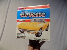 1980s ERTL 1963 CHEVY CORVETTE STINGRAY 63 VETTE METAL MODEL CAR AMT MPC SEALED picture