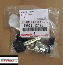 OEM TOYOTA T100 1994 - 1998 FUEL DOOR LOCK CYLINDER WITH KEY 69058-12170 picture