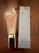 MERIT~The Uniform Tinted Mineral Sunscreen Broad Spectrum SPF 45~Shade 15 NIB picture