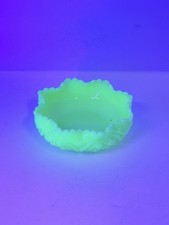 Antique Tarentum Cane Insert Custard Glass Small Berry Bowl c.1900 picture