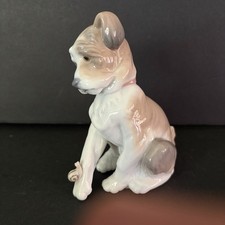 Lladro #6211 - New Friend - Puppy Dog with Snail Figurine 5 1/2