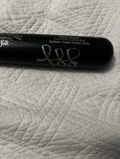 Omar Vizquel Autograph Bat Season Ticket Holder Giveaway Cleveland Indians  picture