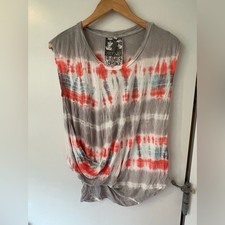 Young Fabulous & Broke Red and Gray Tie-Dye Top and matching skirt picture