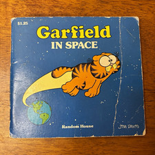 Vintage 1983 Garfield in Space Paperback Picture Book Illustrated Jim Davis picture