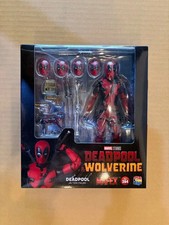 MAFEX No.284 DEADPOOL (Deadpool & Wolverine Ver.) Medicom Toy Japan NEW Genuine picture