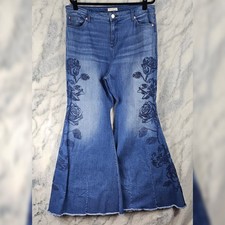 Torrid Festi 18 Tall High Rise Embroidered Super Flare Blue Jeans Floral Stretch picture