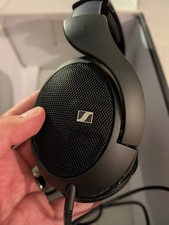 Sennheiser HD 560 S Over-The-Ear Audiophile Headphones picture