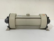 Lutz-Jesco ~ Model PDS075022 ~ Pulsation Dampener ~ 7.2 Cu. Inches 150 PSIG Max picture