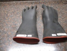 Salisbury D120 Size 11 Lineman Rubber Insulating Gloves Class 1 Type 1 7500V picture