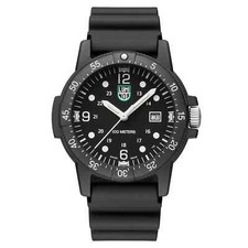 Luminox Sea Bass X2.2001 Men's Quartz Rubber Strap Watch -  Retail Price $395 picture