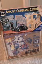 2 Batman Batcave Playsets 1989 Toy Biz 1991 Kenner GRADED CASE HAS CORNER DAMAGE picture
