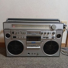 HITACHI TRK-8600RM Stereo Radio Cassette Recorder Silver Vintage Tested picture
