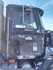 For 1998 MACK CH 1989-2003 DOOR ASSEMBLY Right ,  IL picture