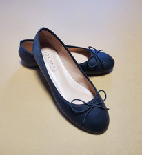 Journee Collection Black Flats. Women's size 6.5. New without tags. picture