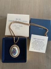 VTG Avon Sweet Violets Locket Necklace 24