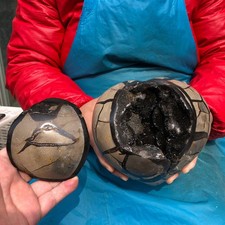 9.21LB Natural Turtle Back Stone Hole Shape Dragon Crystal Crack Reiki Healing picture