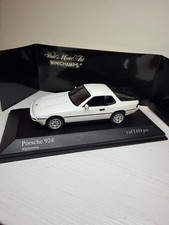 Minichamps 1:43 Porsche 924 -1984 – Alpine White (Alpinweiss) Limited Edition picture
