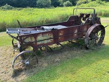 Antique Manure Spreader , Unbranded picture