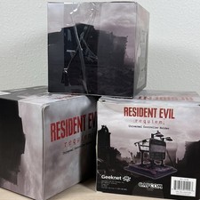Resident Evil Requiem Universal Controller Holder Capcom - Imperfect Boxes picture